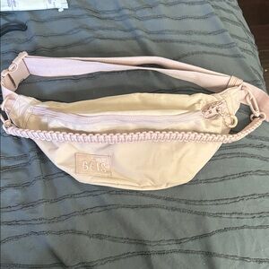 Beis Pink the sport pack